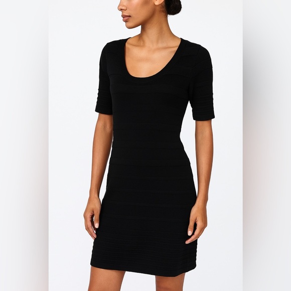 Calvin Klein Wide Rib Black Short Sleeve Sweater Dress Size Small Scoopneck - Picture 1 of 7